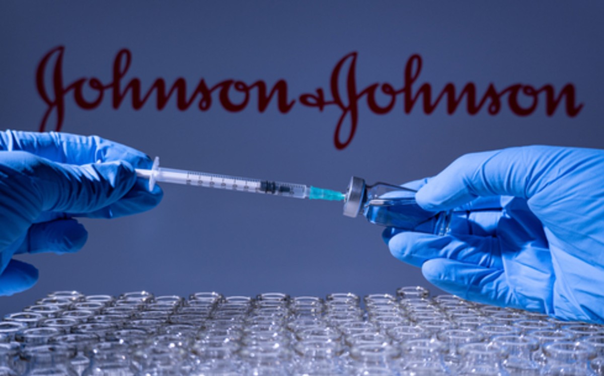 ¿Vacuna Johnson & Johnson provoca trastornos degenerativos? (shutterstock)