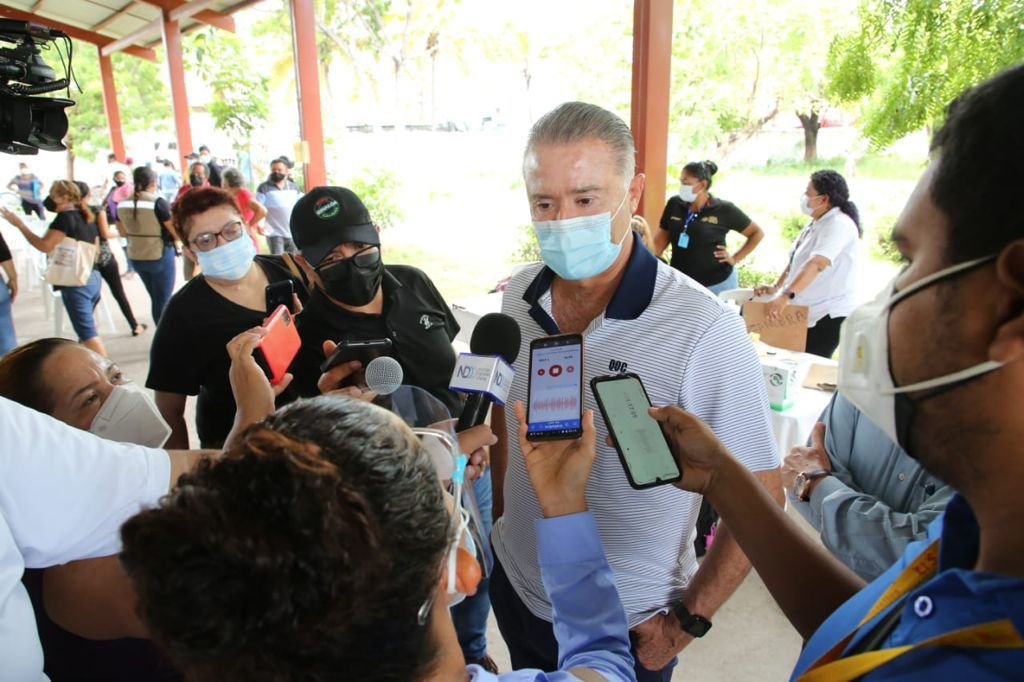 Vacunas anticovid para jóvenes llegarán a Sinaloa la próxima semana. (Fanny).