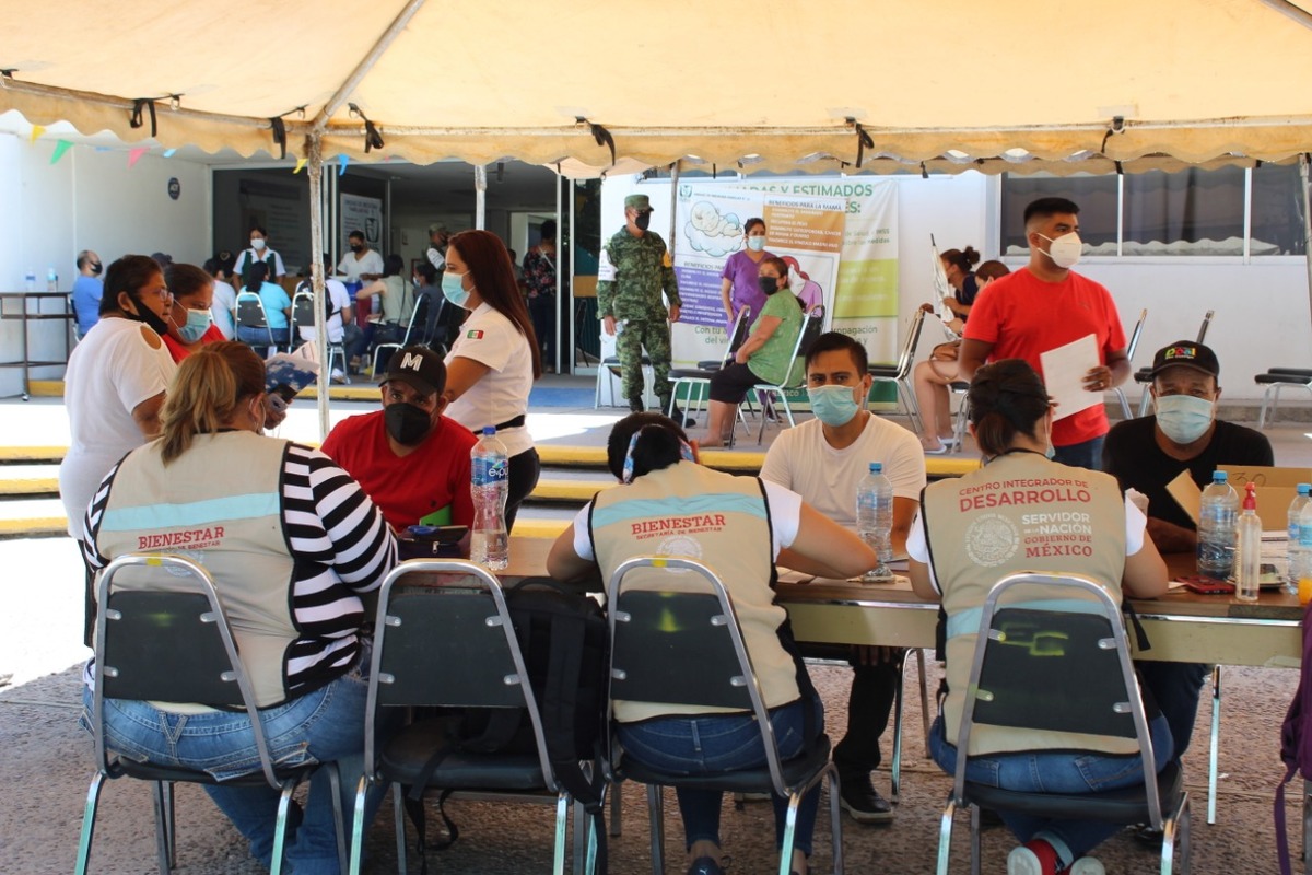Se continuó con la jornada en las instalaciones del IMSS en Lerdo. (Lilia Ovalle)