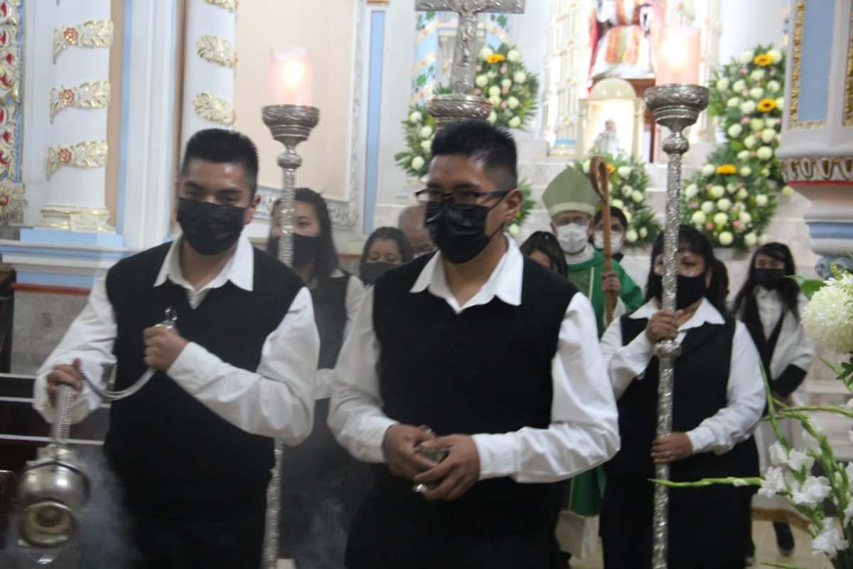 Iglesia piden responsabilidad de la feligresía ante nueva ola de contagios | Especial