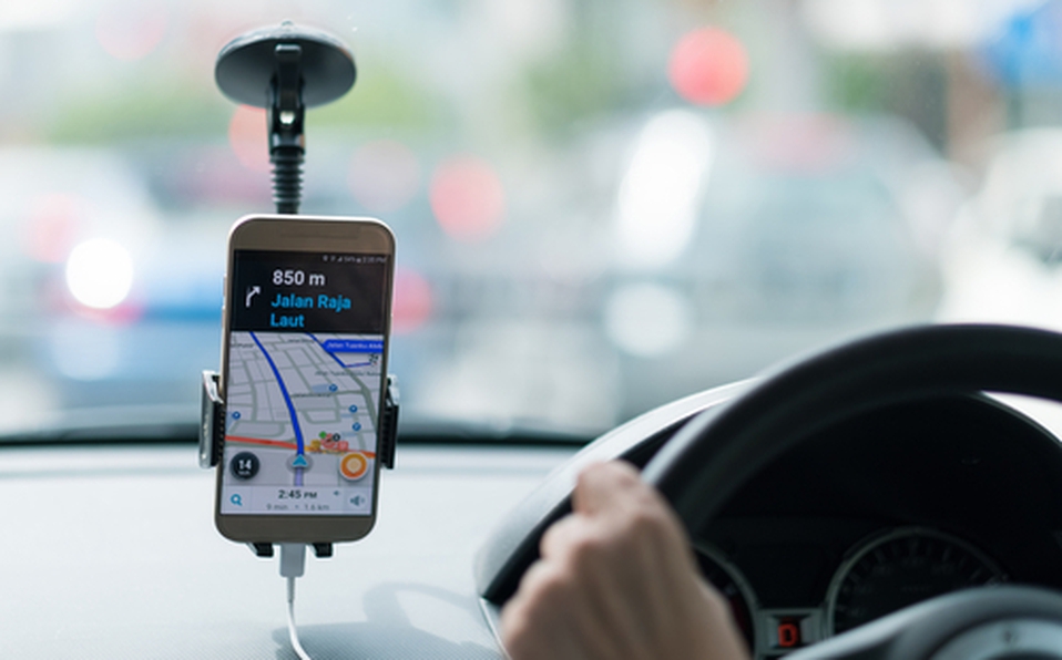 Buscan registrar a los autos de plataformas en Jalisco mediante hologramas (Especial)