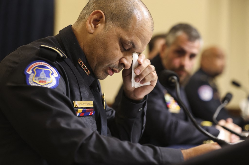 Aquilino Gonell, uno de los policías que enfrentó a los seguidores de Donald Trump en el Capitolio. | AFP