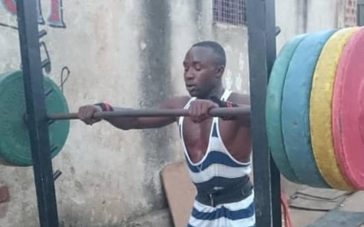Julius Ssekitoleko, halterista de Uganda (Instgram @juliusssekitoleko)