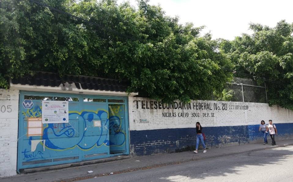 Varias escuelas fueron vandalizadas durante la pandemia. Dany Béjar.