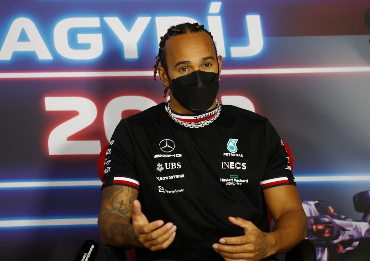 Lewis Hamilton mostró su apoyo a la comunidad LGBT (Reuters)