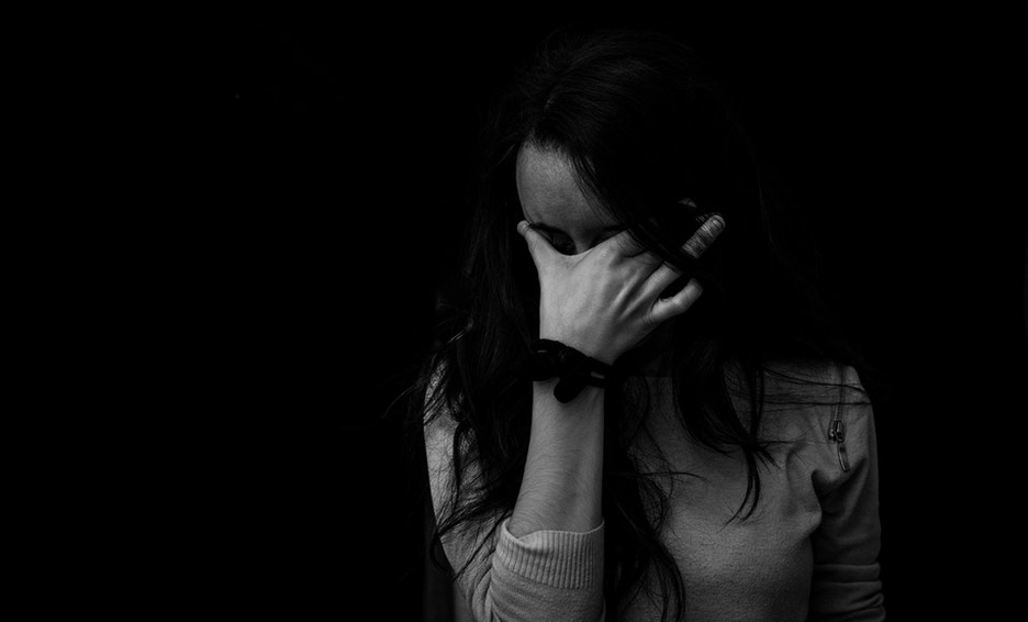 Cada 40 segundos una persona atenta contra su integridad física. (Archivo)