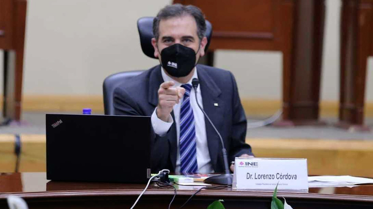 INE pide no engañar sobre pregunta de consulta popular