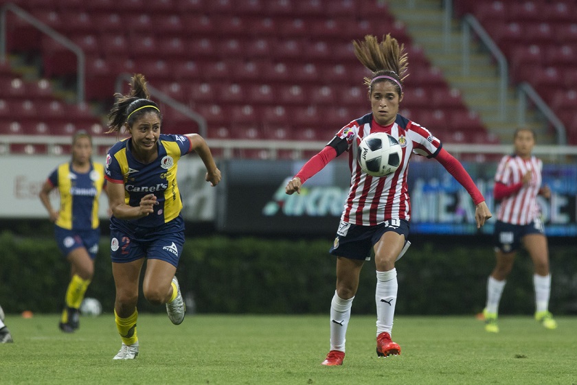 Joseline Montoya en un duelo ante Atlético San Luis (Mexsport)