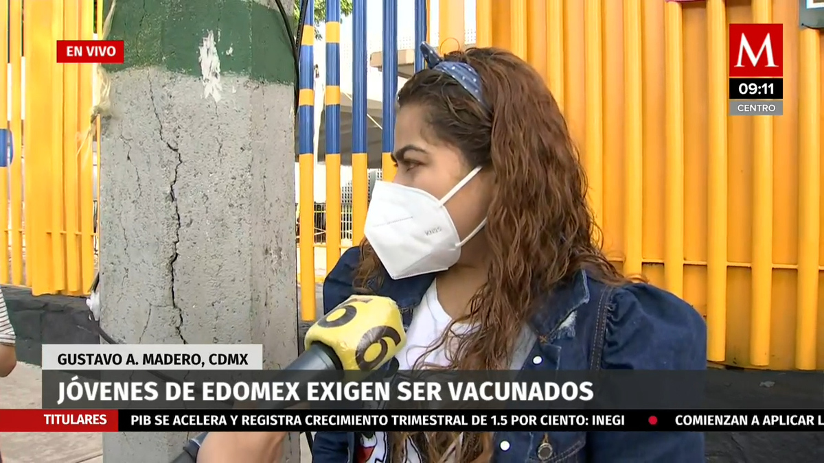 Jovenes de Edomex exigen ser vacunados en CdMx