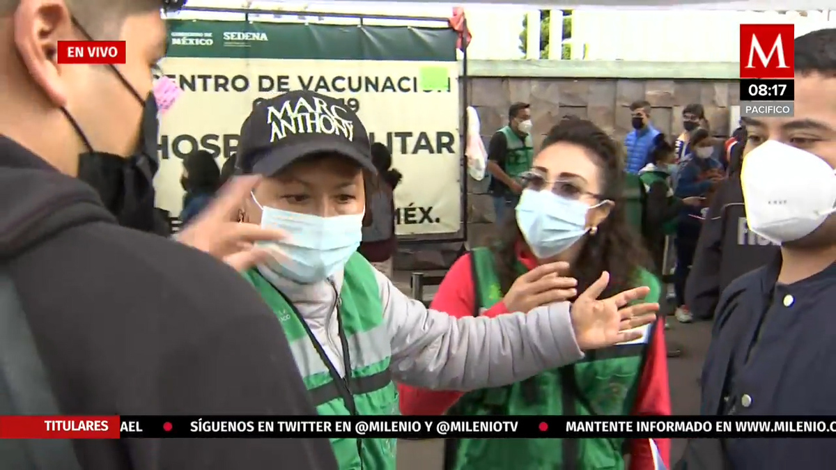 Se reportan complicaciones y largas filas para la vacunación