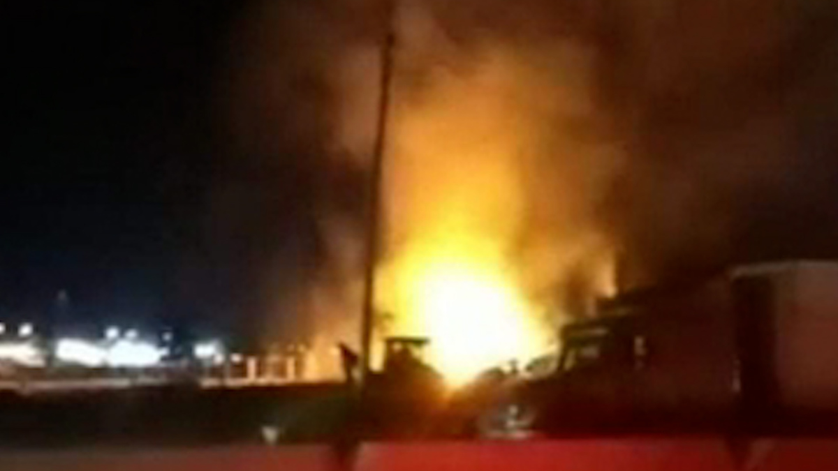 Toma clandestina provoca incendio en ducto de gas LP en Querétaro