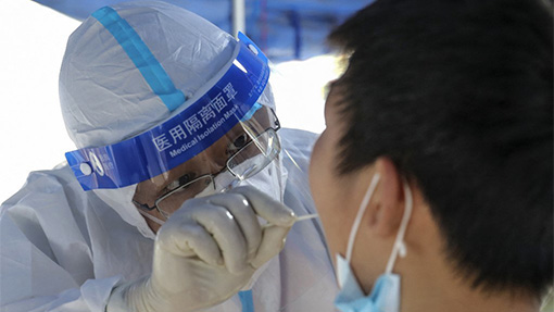 China confina a millones ante peor repunte de covid