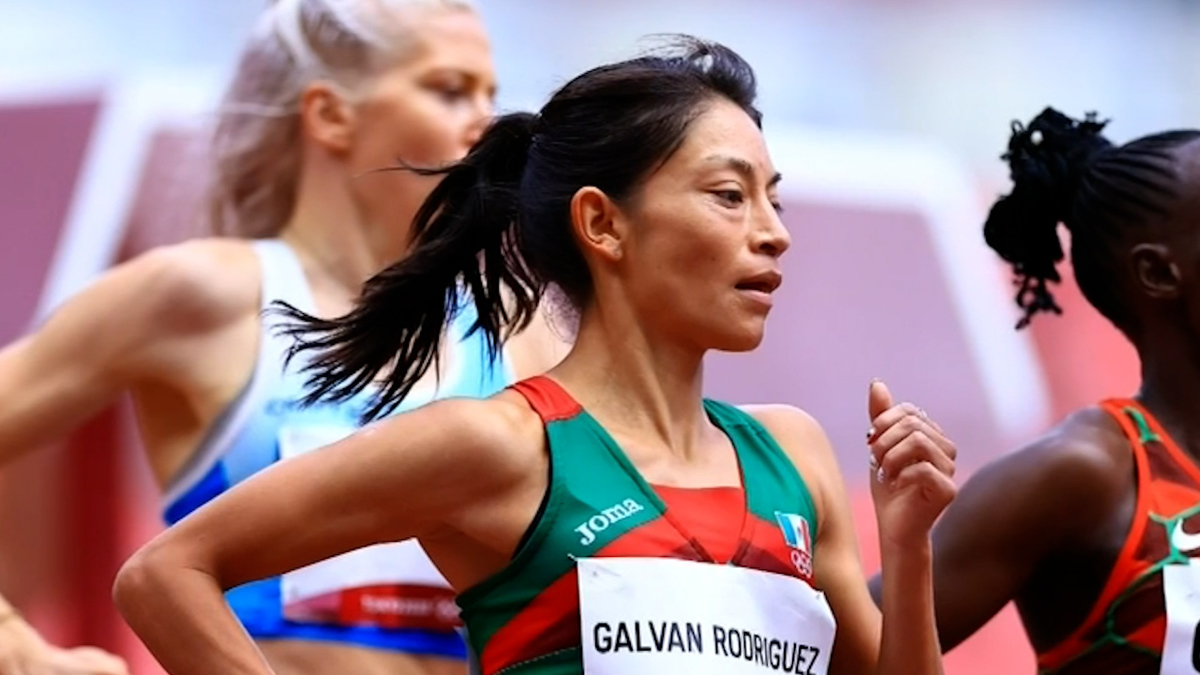 Laura Galván queda eliminada en los mil 500 metros