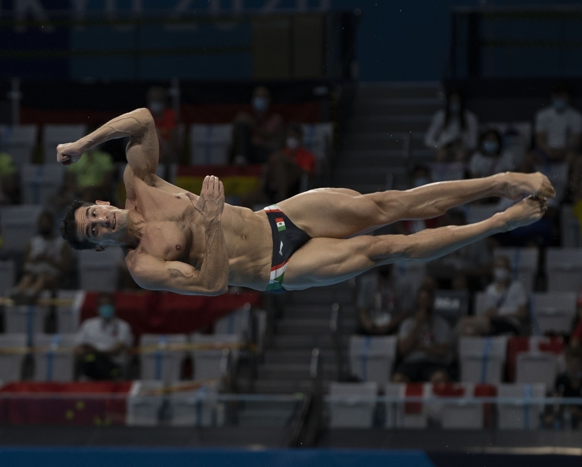 Rommel Pacheco, en clasificatoria de trampolín 3m en Tokio 2020 (Mexsport)