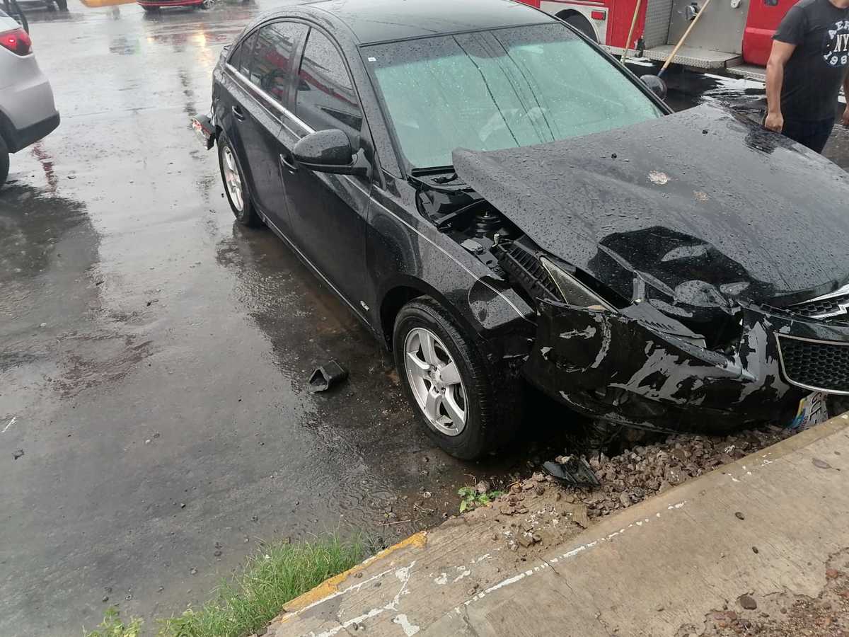 Se trató de un choque entre una camioneta y un auto. (Notivox Digital)