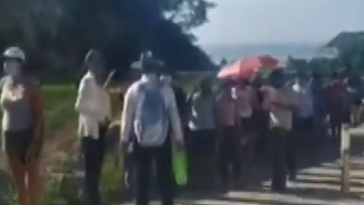 Vacunan a toda fuerza laboral turística en la costa de Oaxaca
