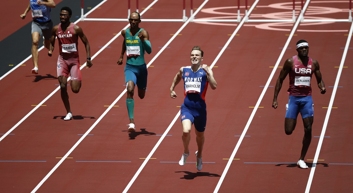 Karsten Warholm y Rai Benjamin; oro y plata en 400 metros vallas en Tokio 2020 (Reuters)