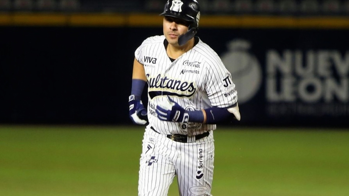 Mantiene Sultanes esperanza tras apalear a Acereros de Monclova