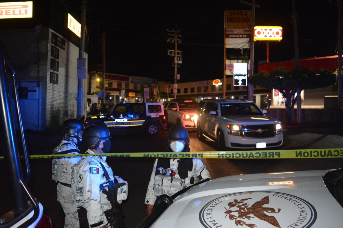 Muere mujer que acompañaba a 'El Bandam' cuando fue asesinado en Cuernavaca. (David Monroy).