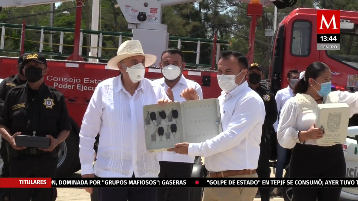 Gobierno de Campeche entrega patrullas