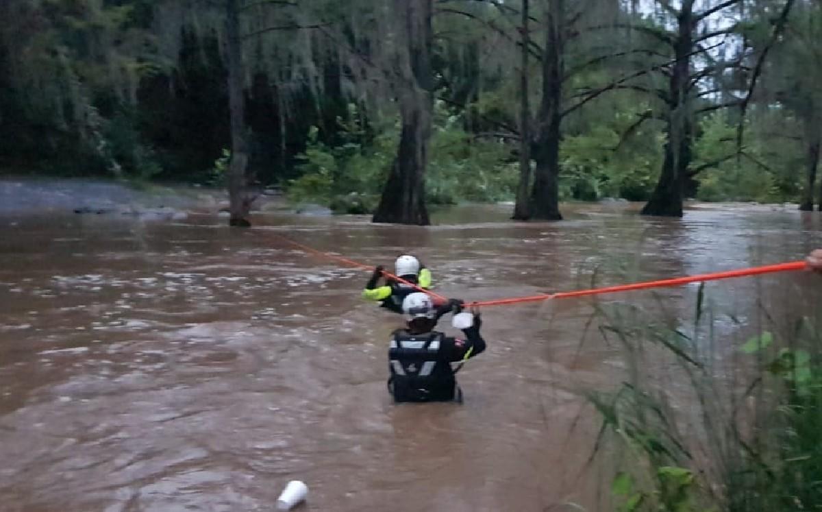 Protección Civil realiza operativo de rescate en Río Ramos. Foto: Especial