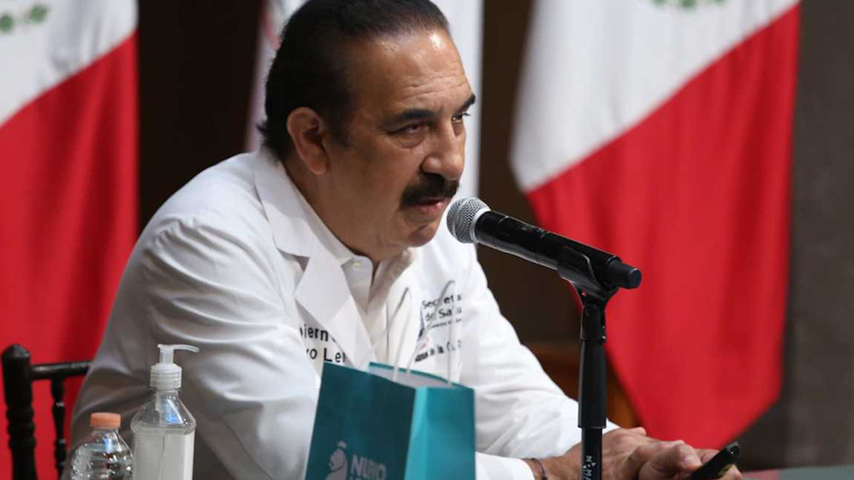 Secretario de Salud de NL truena contra ciudadanos: “estamos enojados y molestos con ustedes”