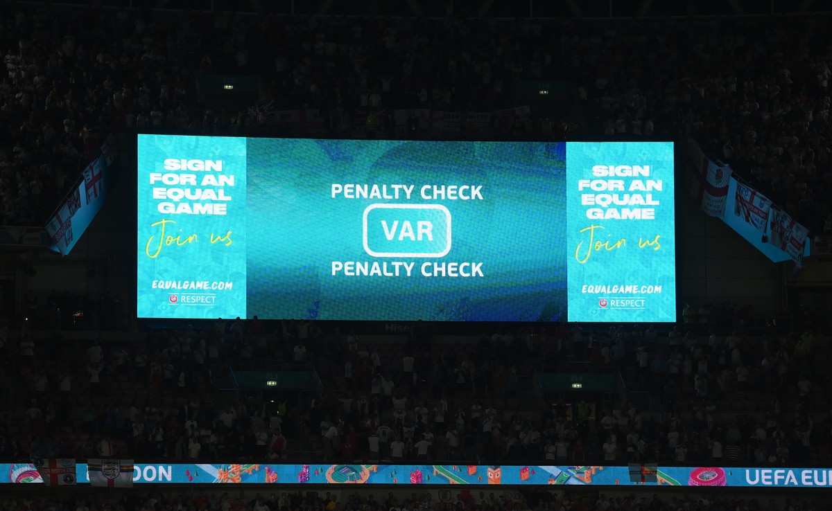 VAR (Reuters)