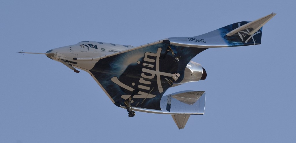 El siguiente vuelo de Virgin Galactic será en septiembre y llevará a miembros de la Fuerza Aérea Italiana que pagaron su pasaje. (AFP)