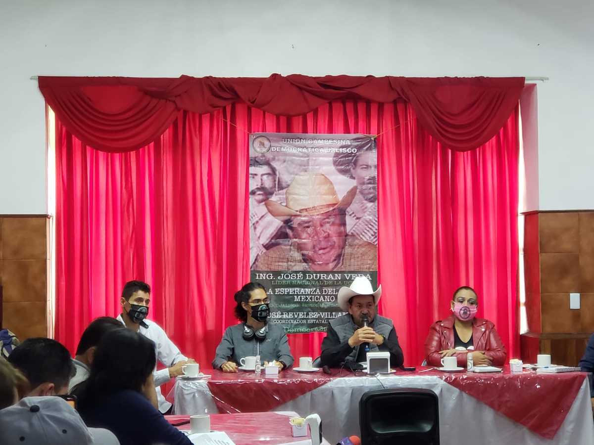Dirigente de la Unión Campesina Democrática denuncia fraudes en Jalisco (Diana Barajas)
