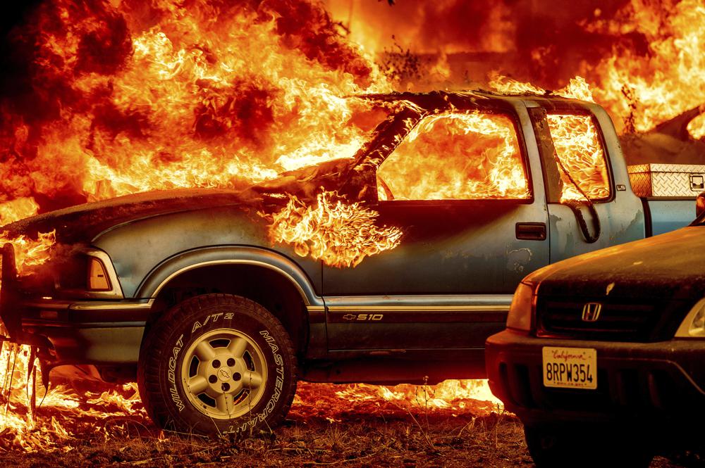 Incendio Dixie, nombrado el tercero más grande en la historia de California.