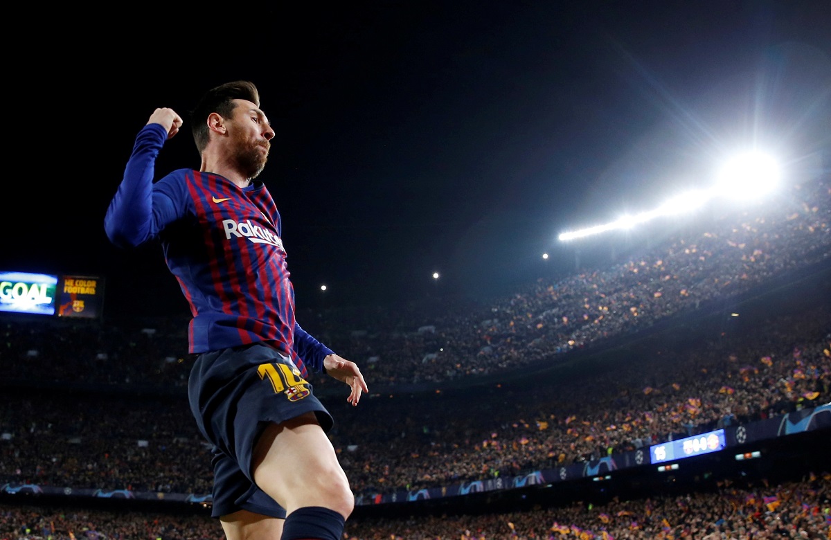 Lionel Messi e festejo durante un partido con el Barcelona (Reuters)