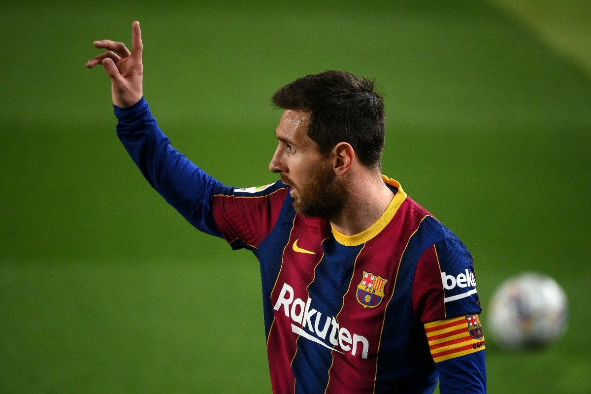 El conjunto parisino les confirma la llegada de Messi a los jugadores (AFP)