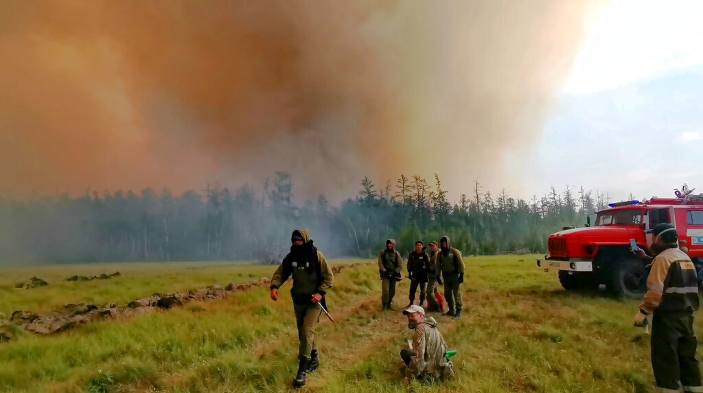 Los incendios en Siberia no se han logrado controlar desde julio pasado. (AP)
