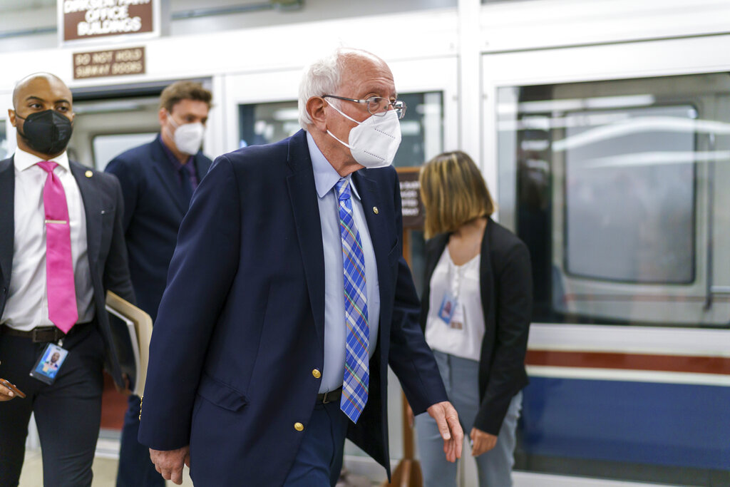 El senador Bernie Sanders previo a la discusión del Plan de Infraestructura de Biden. (AP)