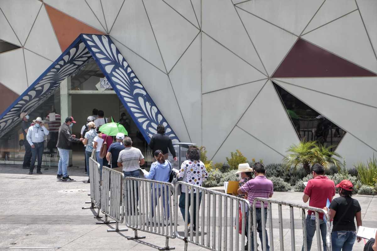 Vacunación en el Centro Expositor. (Melanie Torres)