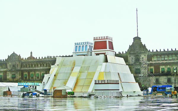 Para el académico, la construcción de una maqueta gigantesca del Templo Mayor es una acción “efectista”.  ARIANA PÉREZ