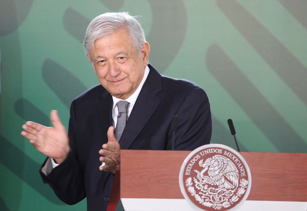 Andrés Manuel López Obrador en conferencia en Chihuahua. (Ariel Ojeda)