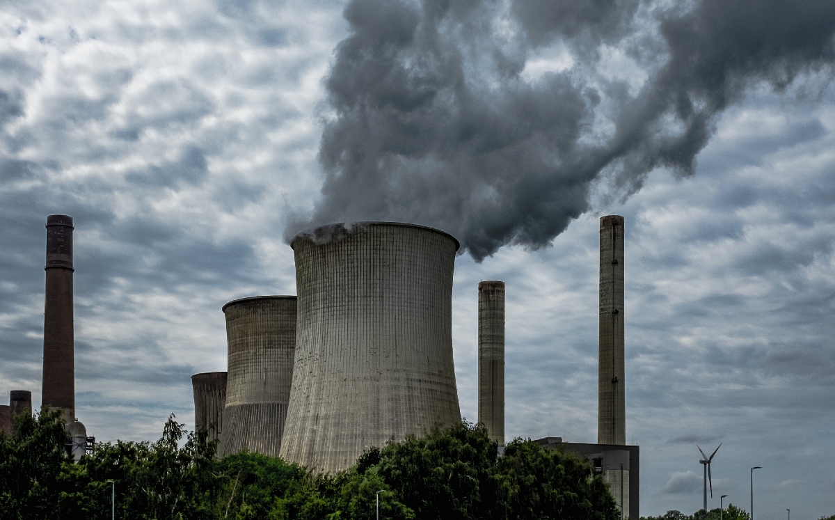 La organización reiteró el llamado a los líderes mundiales a cambiar sus políticas energéticas. (Freepik)