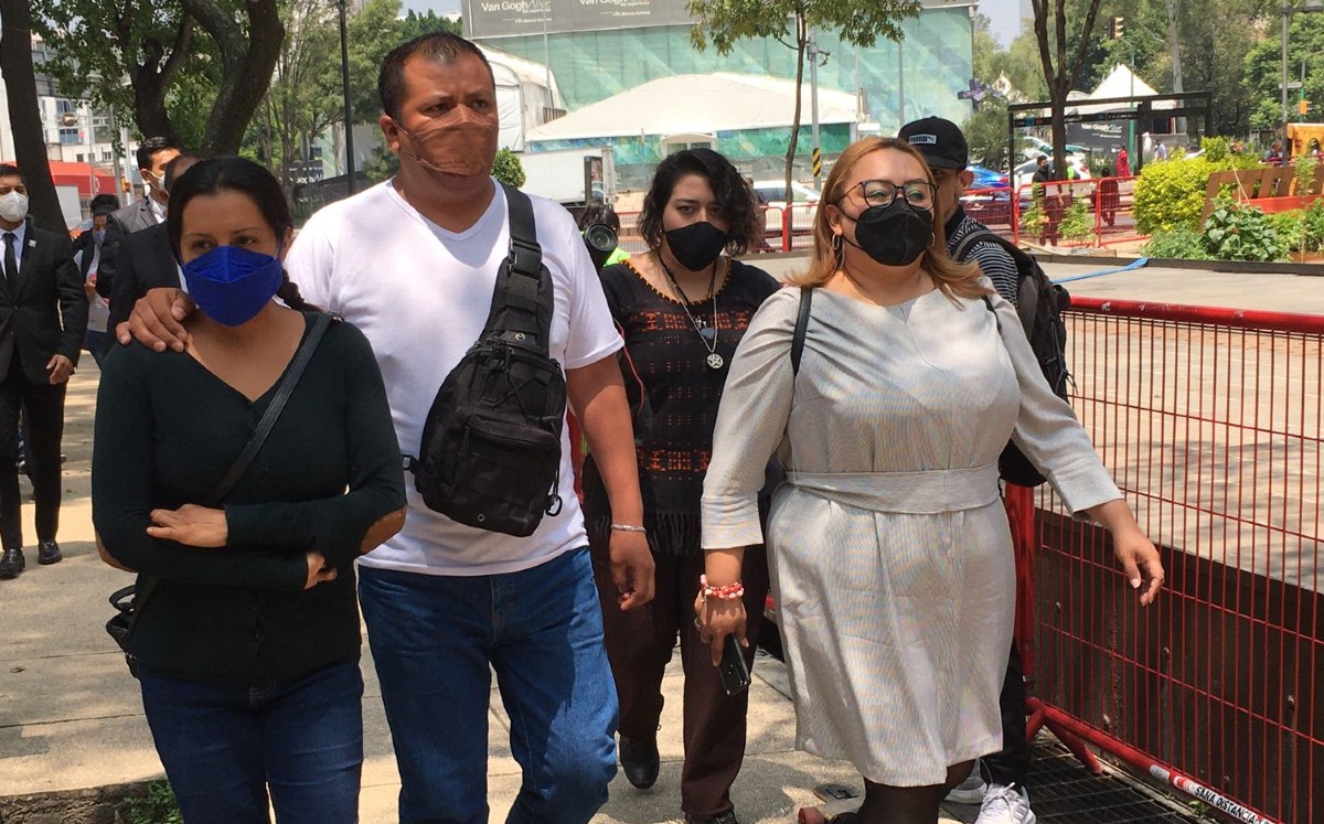 Los padres del menor querían estar presentes en la sesión de la Comisión Permanente. | César Velázquez