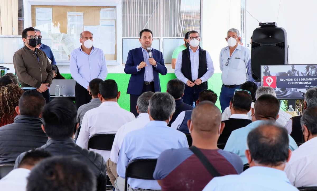 El Srio. de Movilidad y Transporte de Hidalgo José Luis Guevara presente en las evaluaciones al programa Taxi Contigo (Cortesía)