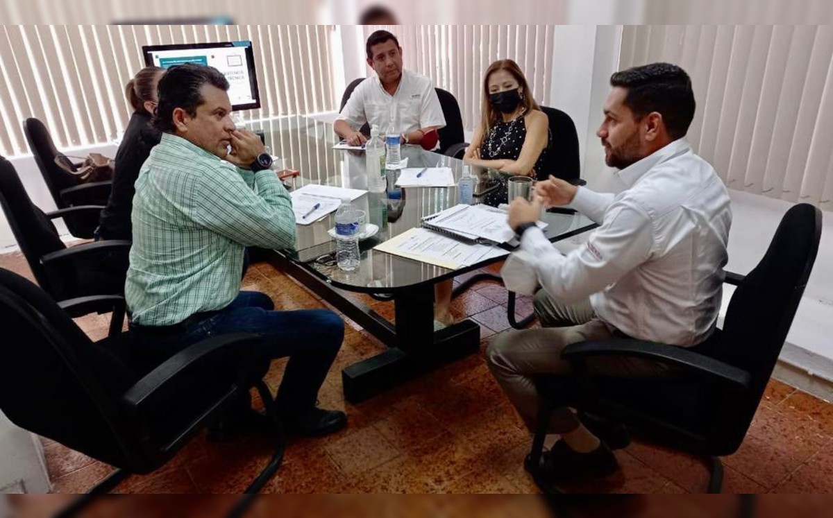 Eduardo Gattas, alcalde electo de Ciudad Victoria se reúne con titular de Banobras. (Cortesía)