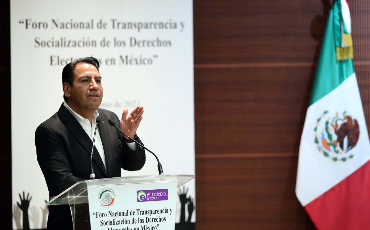 Eduardo Ramírez celebró que se haya encontrado una salida al conflicto en el TEPJF. | Especial
