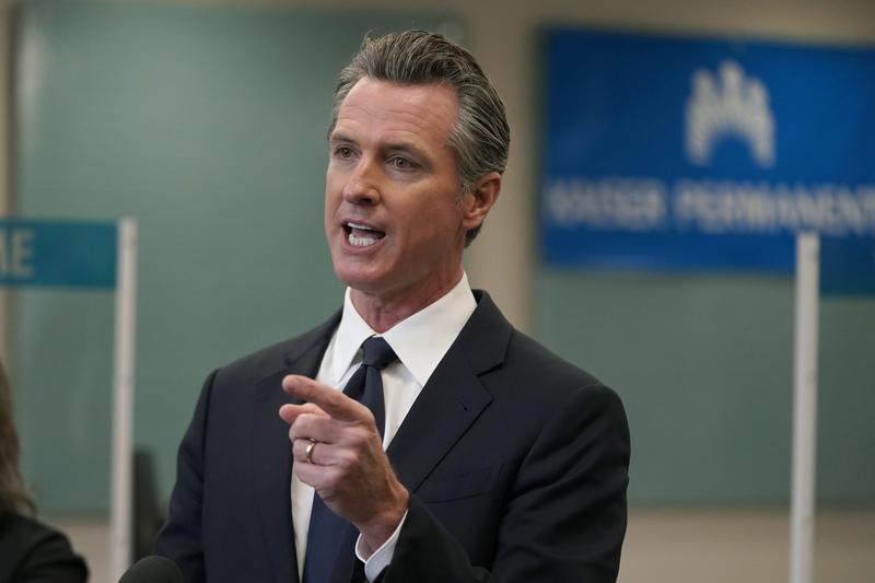 California busca emular ley de Texas contra armas de asalto. | Archivo