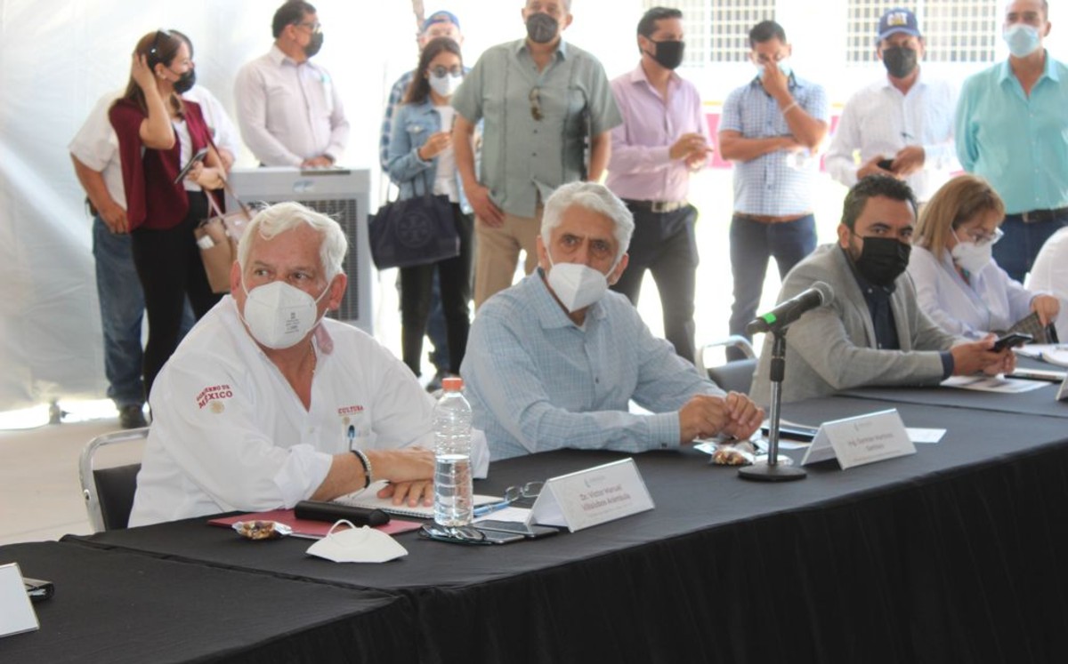 Villalobos adelantó que continuará con el proyecto de estimulación de lluvias. | Especial