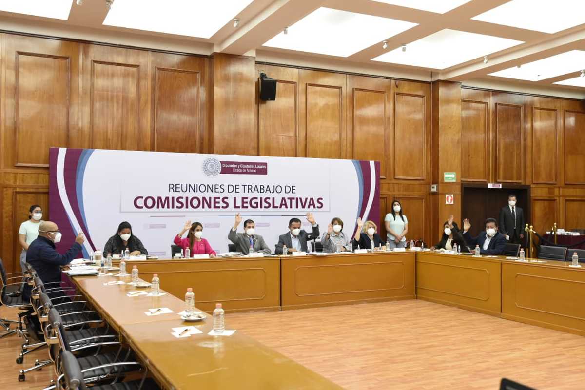 El PAN pidió que se hagan foros de consulta.