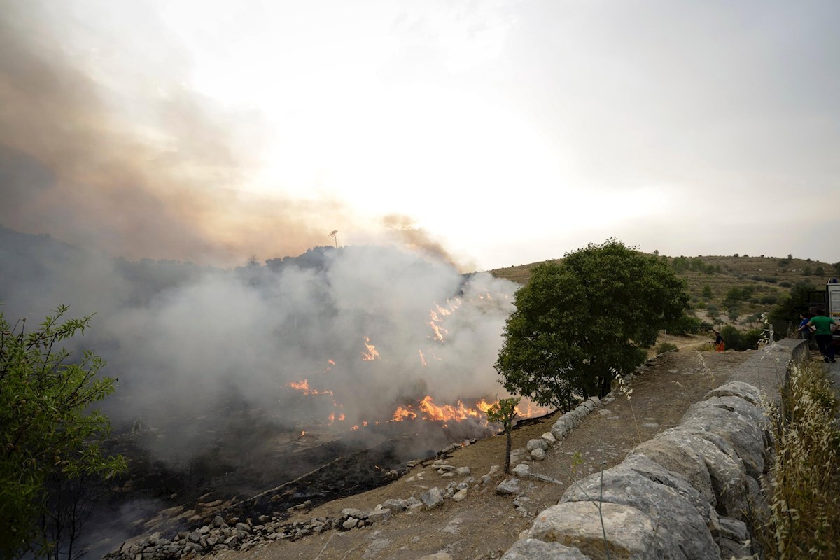 Italia enfrenta una serie de incendios en medio de una ola de calor. | EFE
