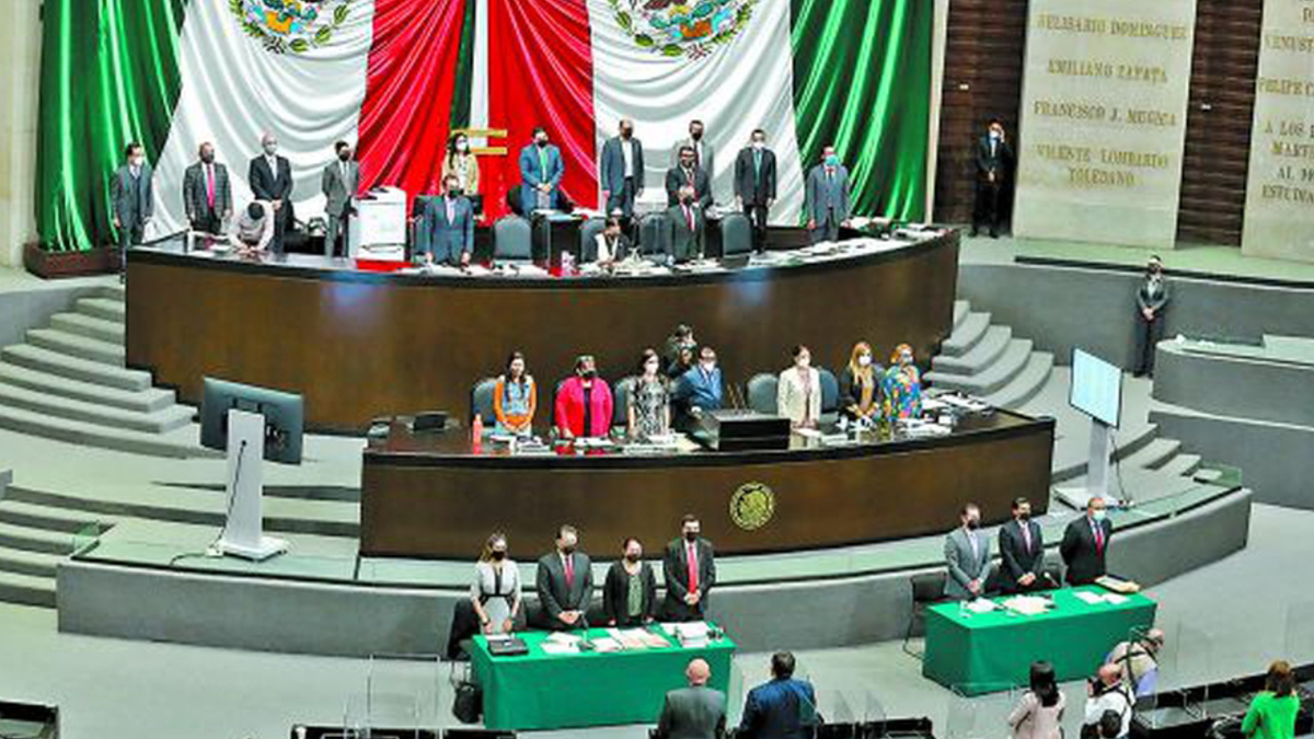 Quitan fuero a Toledo, quien se enceuntra en Chile