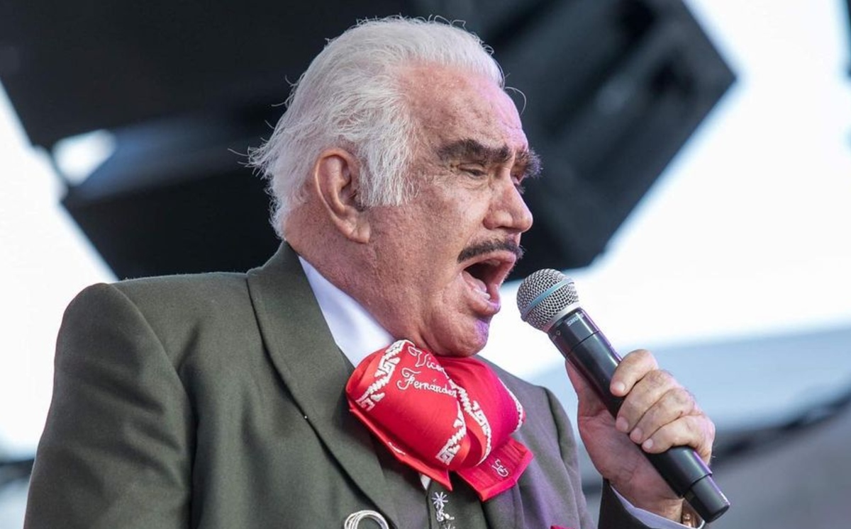 La familia de Vicente Fernández compartió un nuevo reporte de salud del cantante (Instagram).