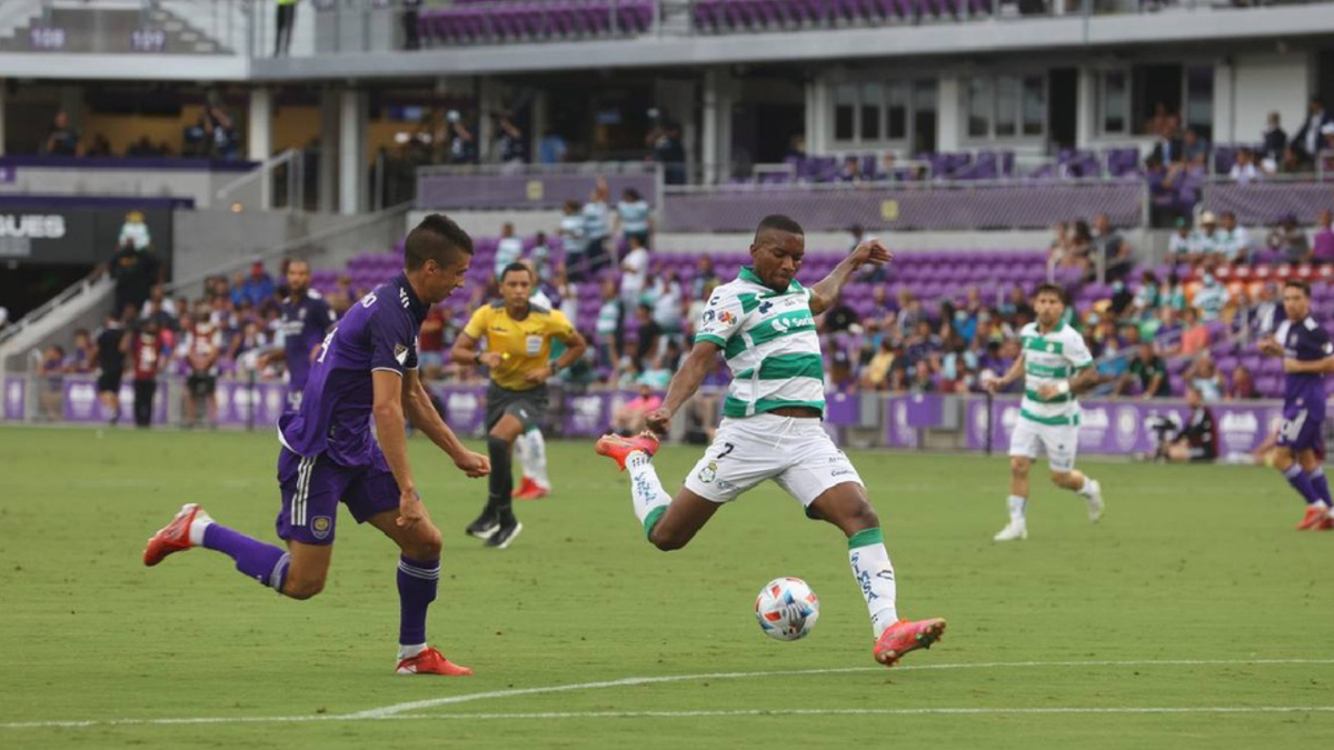 Santos Laguna vence a Orlando City