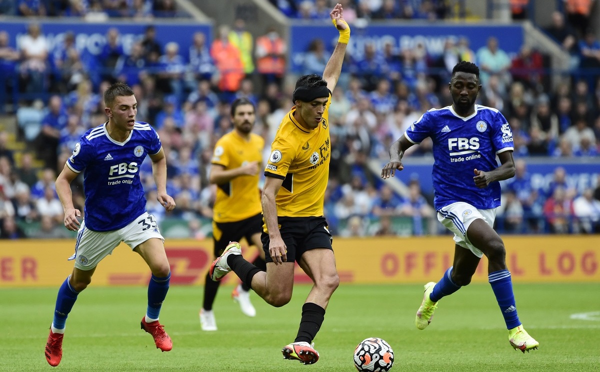 Raúl Jiménez vuelve a titularidad con el Wolves en la Premier League ...
